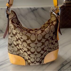 Vintage Coach Tan Khaki Soho Signature Slim Duffle Crossbody Bag Y2K